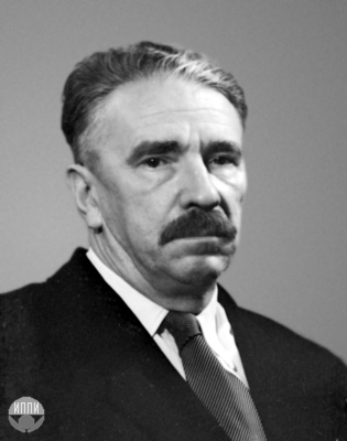 Толстов Сергей Павлович