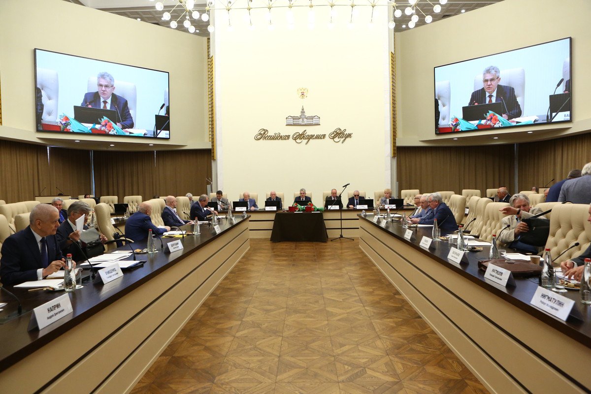 Кандидаты на должность президента РАН представлены на согласование в Правительство РФ