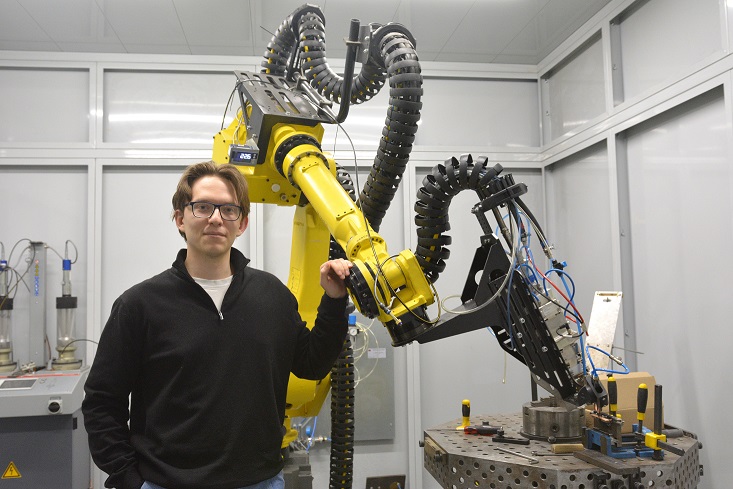 Илья Герцель и автоматизированный комплекс для лазерного аддитивного выращивания