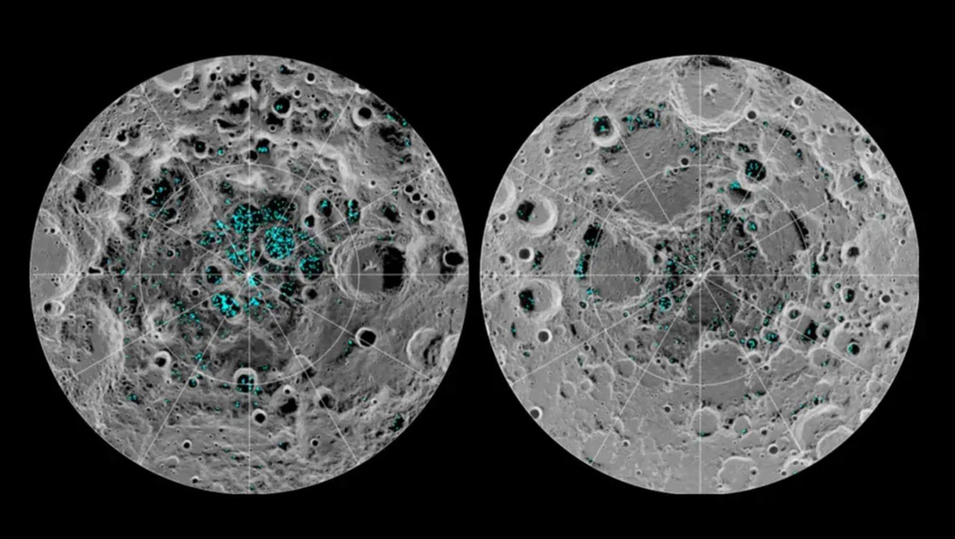 Луна. Южный полюс слева, северный полюс справа