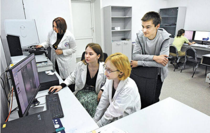Лагерь исследователей и разработчиков на базе Академии наук «ЛИРА» в Черноголовке выводит молодых на научную орбиту