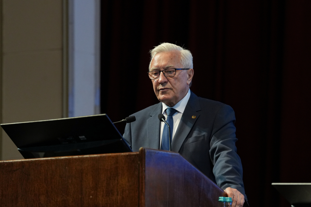 Председатель ДВО РАН представил доклад о работе Дальневосточного отделения РАН 