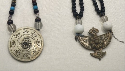 Айнские бусы тамасай и ситоки: роль древних украшений как маркеров идентичности