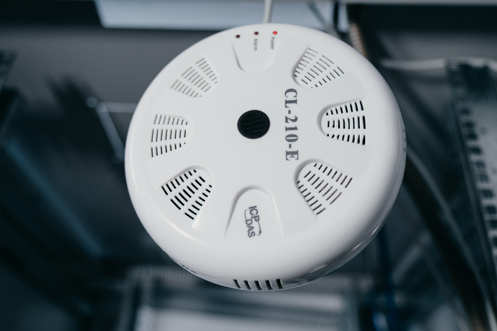Датчик мониторинга показателя температуры и влажности в помещениях с телекоммуникационным оборудованием – первый уровень системы.