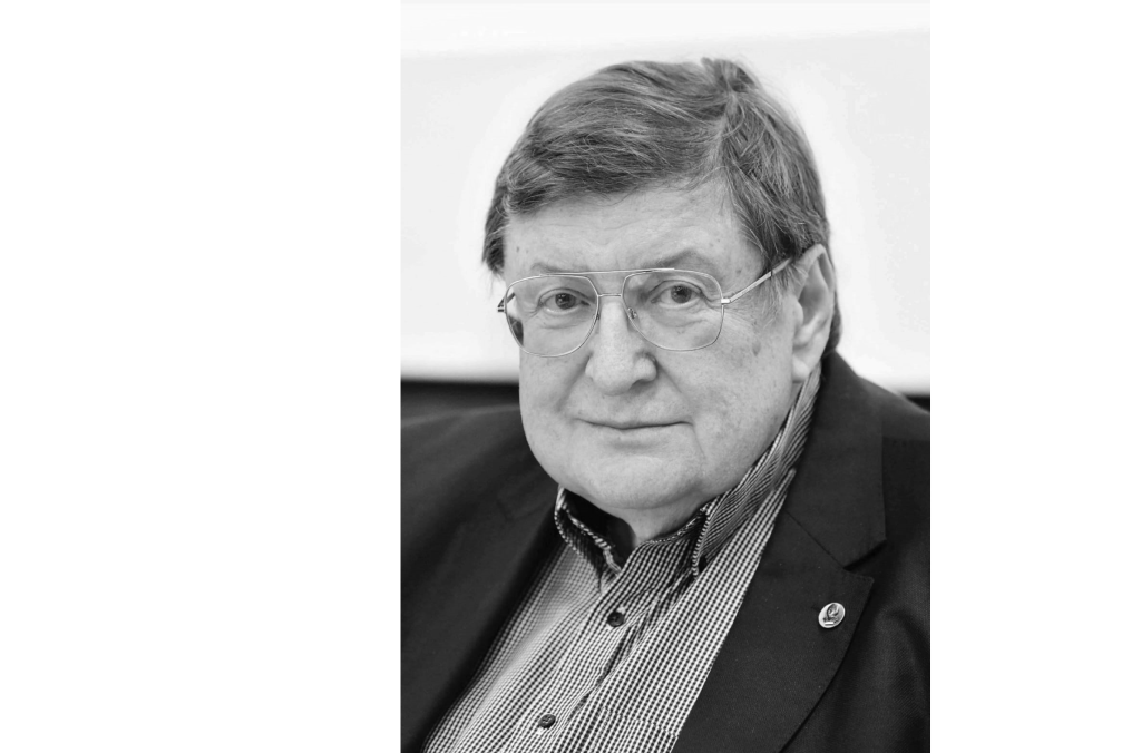Памяти академика РАН Святослава Медведева 