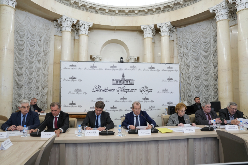  На заседании бюро Совета РАН по космосу рассмотрели предложения Госкорпорации «Роскосмос» по изменениям в проект Российской орбитальной станции