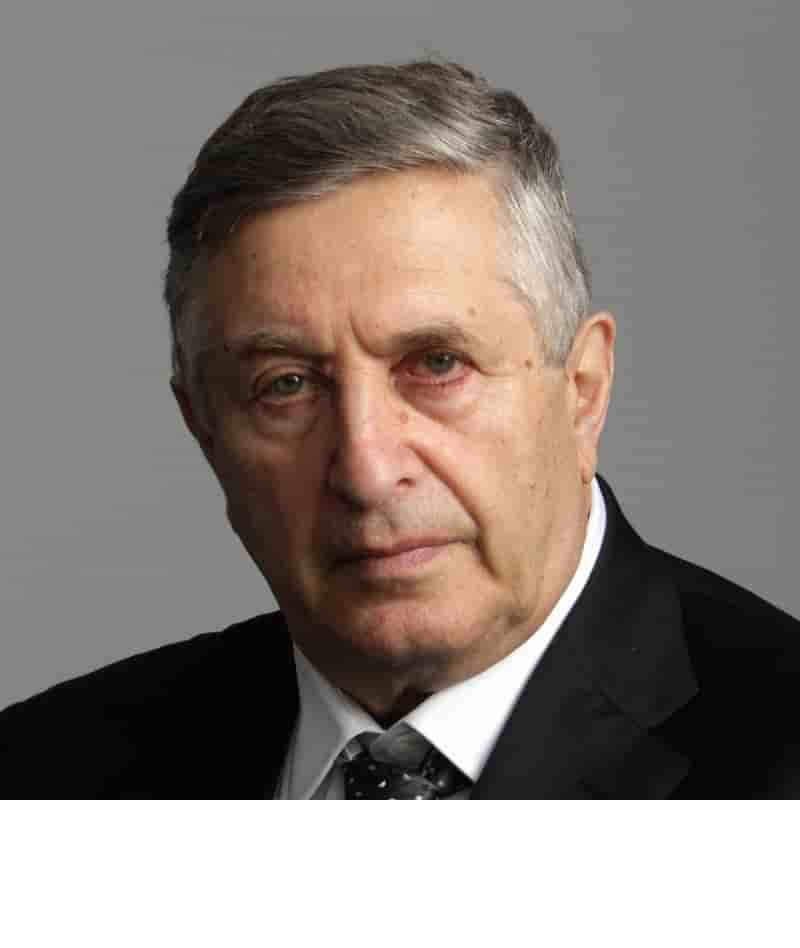 Синай Яков Григорьевич