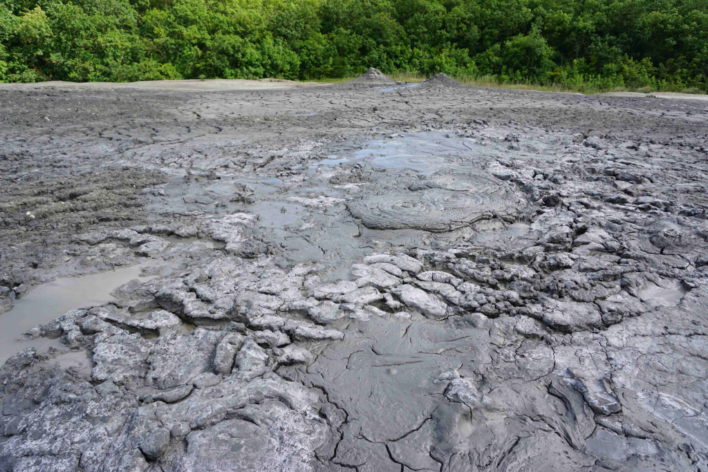 Тайны «дыхания» грязевых вулканов: геология и микробы 