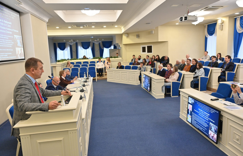 Достижения в области спектроскопии редкоземельных и переходных металлов представили на XIX Феофиловском симпозиуме