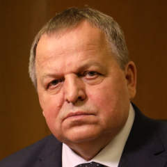 Чарушин Валерий Николаевич