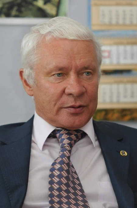 Суслов Виктор Иванович