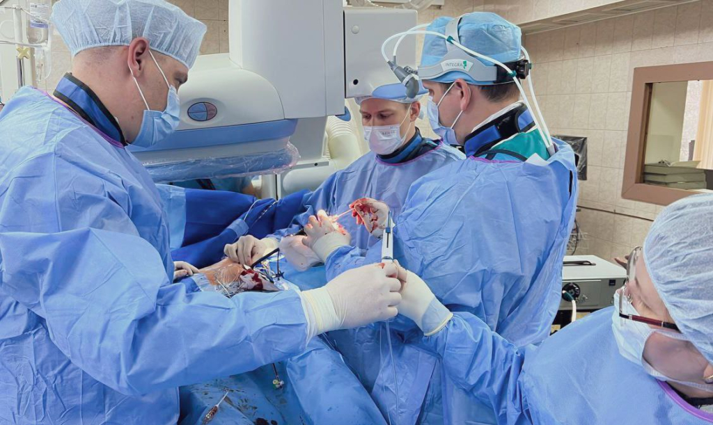 Мастер-класс по трансапикальной имплантации аортального клапана