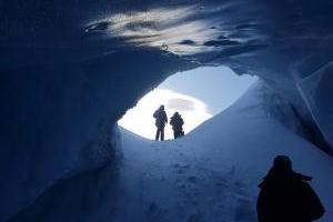План ледяной пещеры поможет спрогнозировать изменение климата в Арктике