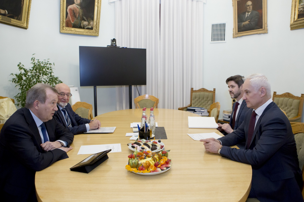 ﻿Президент РАН Г.Я. Красников встретился с первым вице-премьером А.Р. Белоусовым