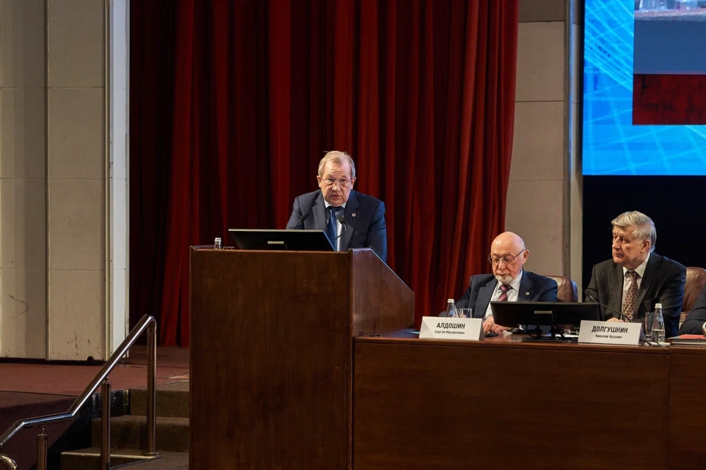 Геннадий Красников выступил с традиционным докладом на Общем собрании членов РАН