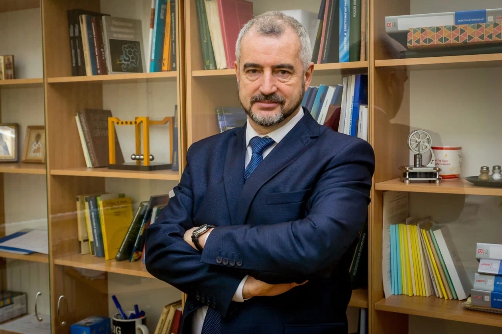 Руководитель проекта Дмитрий Иудин