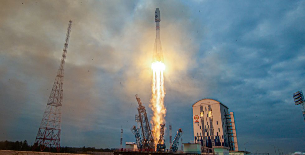 Впервые в современной истории России к Луне отправилась автоматическая станция
