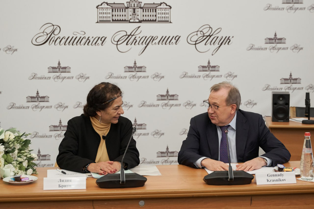 Президент РАН провёл встречу с заместителем Генерального директора ЮНЕСКО Лидией Брито