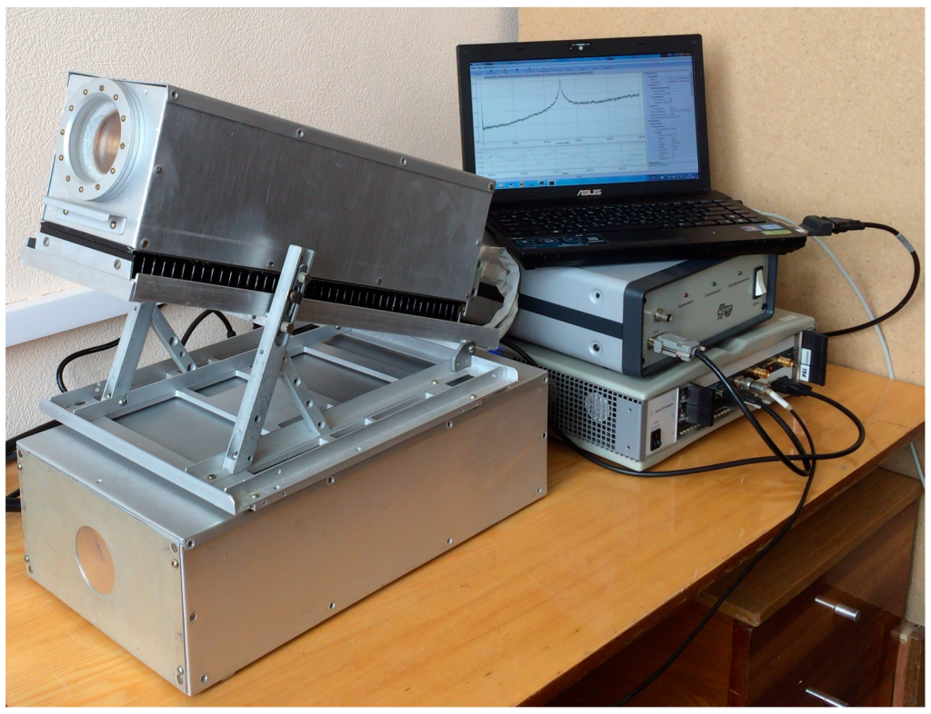 Мобильный микроволновой озонометр ИПФ РАН с цифровым анализатором спектра, предназначенный для измерений профиля концентрации озона в диапазоне высот 15–75 км