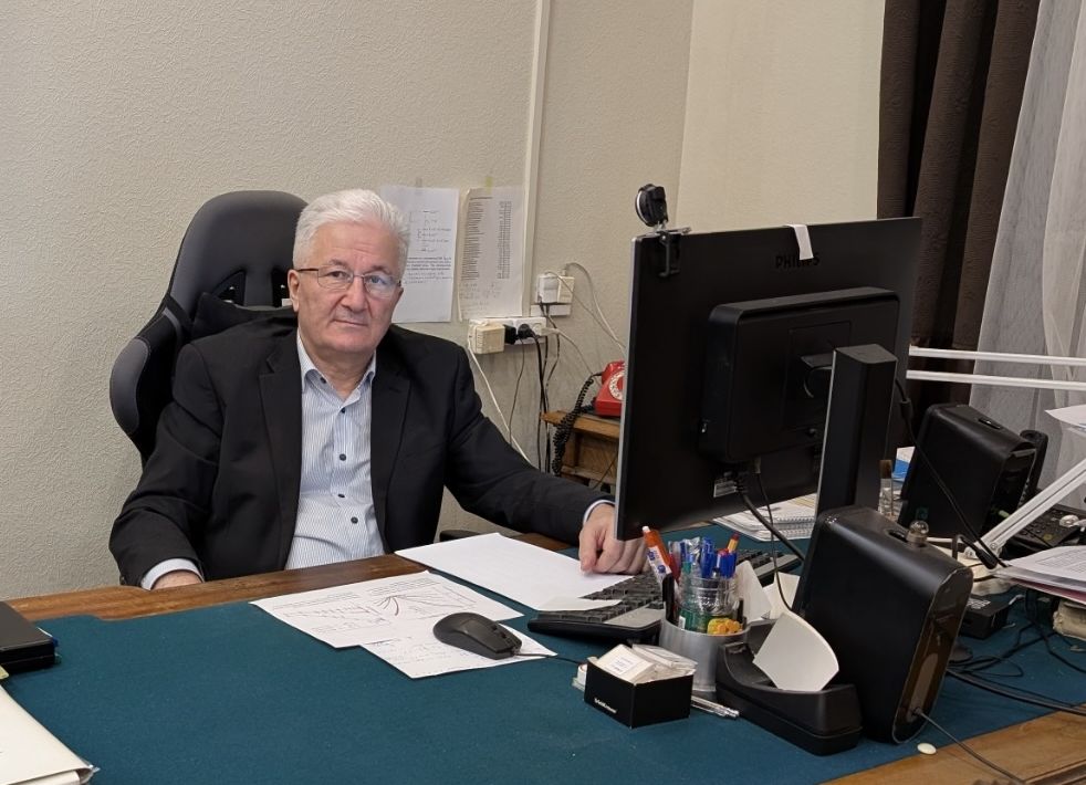 На границе микромира