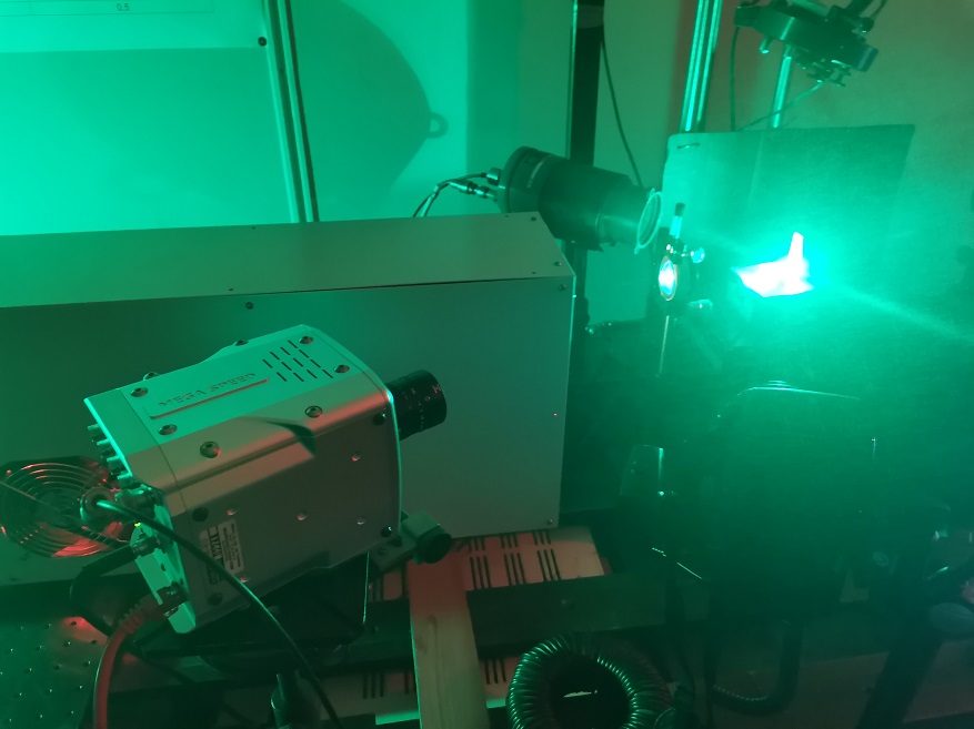 Разработан диагностический комплекс для визуализации явлений в области взаимодействия лазерного излучения с тугоплавкими оксидами