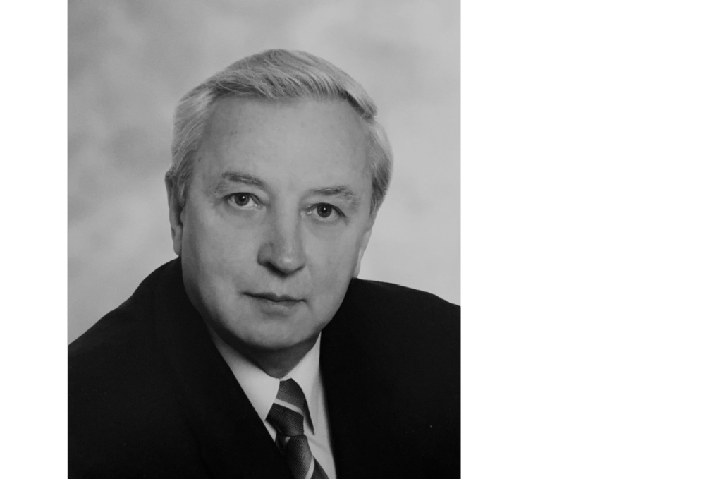 Памяти академика РАН Э.П. Волкова