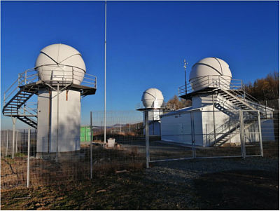 Общий вид комплекса малых 0.5-м телескопов САО РАН. Фото: САО РАН.