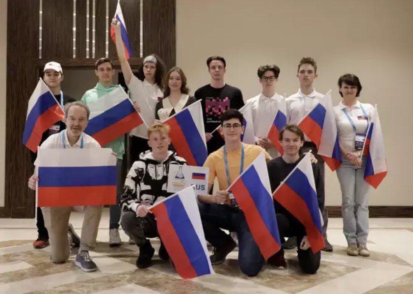 Абсолютным победителем Международной Менедлеевской олимпиады стал школьник из Мордовии