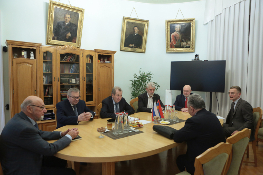 Встреча руководителей академий наук России и Армении