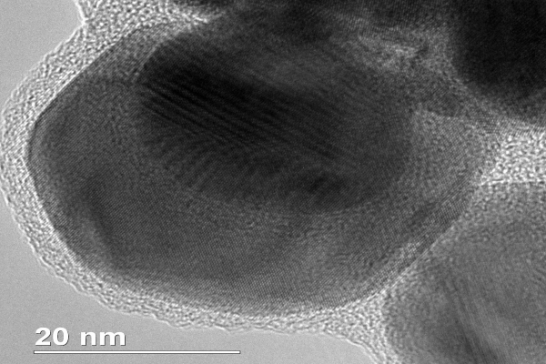 Фотографии наночастиц серебра, выполненные методом просвечивающей электронной микроскопии высокого разрешения (HRTEM)