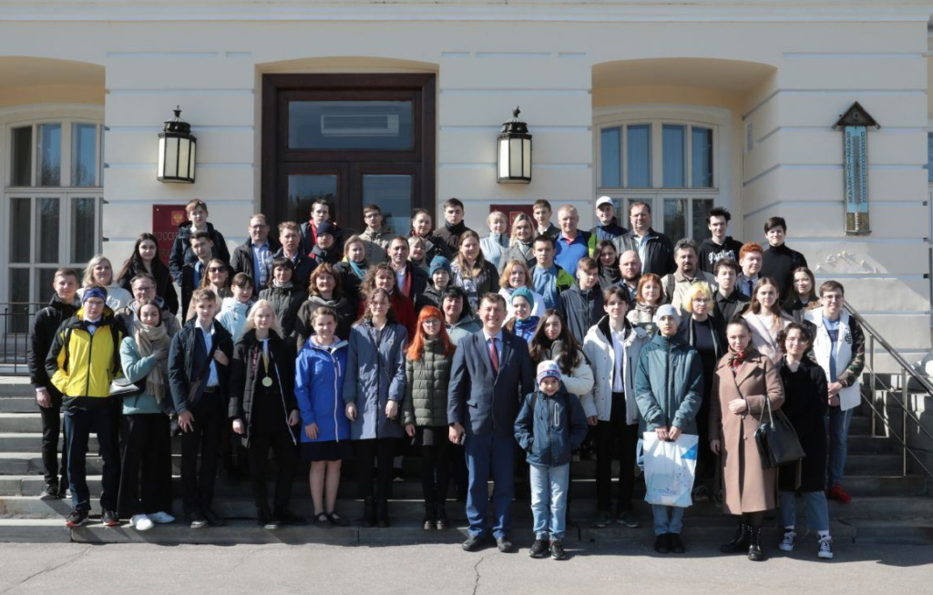 В РАН вручили награды победителям Третьей Всероссийской викторины юных физиков