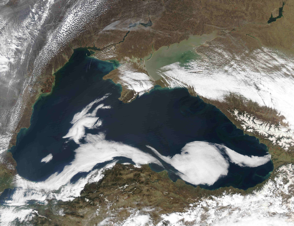 Потепление Чёрного моря усилило последствия циклона