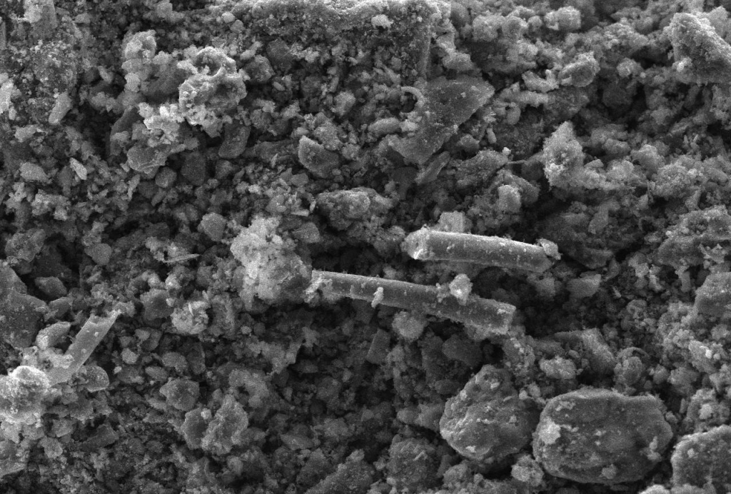 Микрофотография никелевого катализатора на основе углерод-минерального носителя из сапропеля.